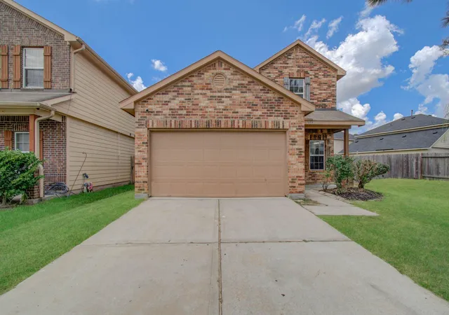 Photo 2 of Sale Pending at 17439 Hayley Springs Ct, Humble, TX 77396 | MLS# 28521558 | Listing updated on 2026-09-01