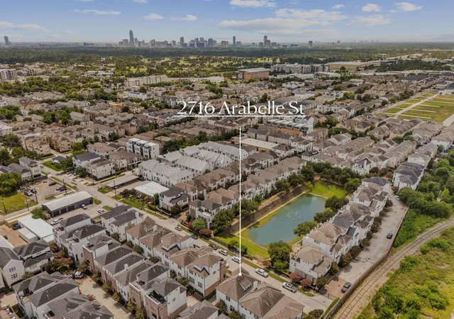Photo 2 of Single family home for sale at 2716 Arabelle St, Houston, TX 77007 | MLS# 22738069 | Listing updated on 2026-08-21