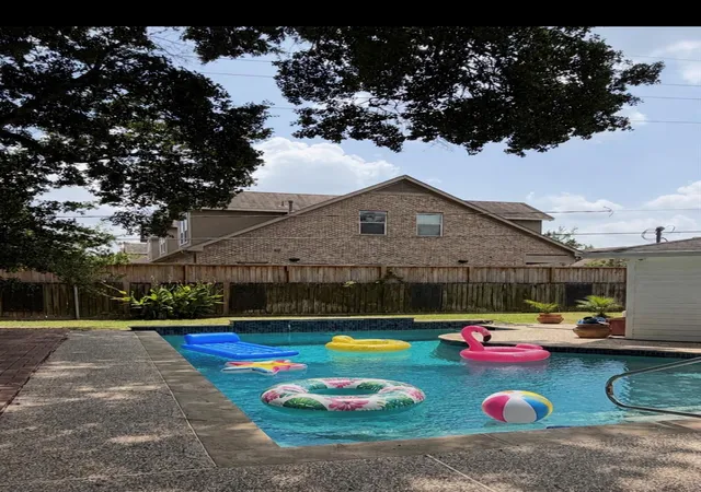 Photo 3 of Single family home for sale at 423 Cannon Ball Dr, Spring, TX 77380 | MLS# 49682707 | Listing updated on 2026-09-07
