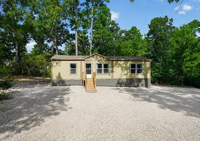 4th image of 10 Oakwood Dr, Huntsville, TX 77320 | MLS# 57031668