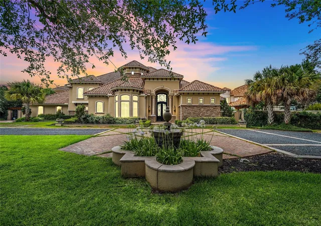 1st image of 12 Retreat Boulevard, Richmond, TX 77469 | MLS# 38655850