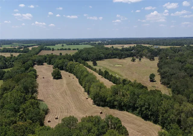 5th image of 6301 Fm 389, Brenham, TX 77833 | MLS# 36956646