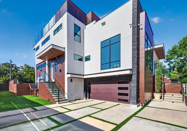 3rd image of 5327 S Braeswood Blvd, Houston, TX 77096 | MLS# 95225869