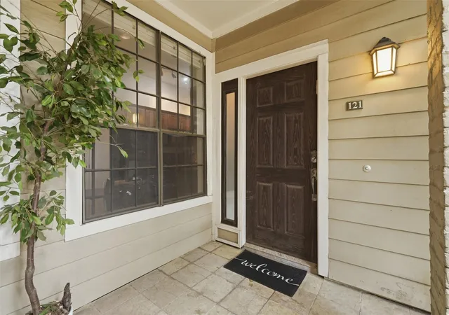 4th image of 2700 Revere St #121, Houston, TX 77098 | MLS# 75151101