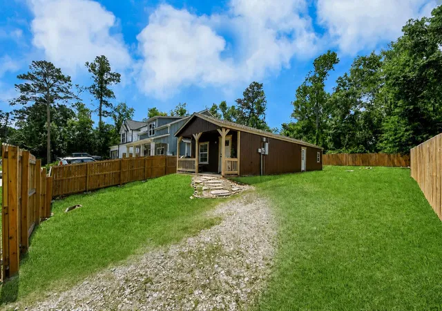 Photo 3 of Single family home for sale at 14961 Lamar Rd, Willis, TX 77378 | MLS# 2039195 | Listing updated on 2026-09-14