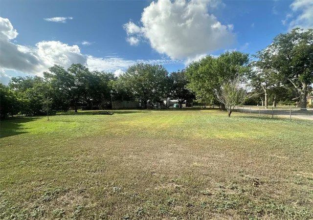 Photo 2 of Land for sale at 129 S Pecan St, Flatonia, TX 78941 | MLS# 71147890 | Listing updated on 2026-08-12