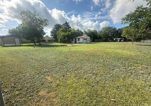 Photo 3 of Land for sale at 129 S Pecan St, Flatonia, TX 78941 | MLS# 71147890 | Listing updated on 2026-08-12