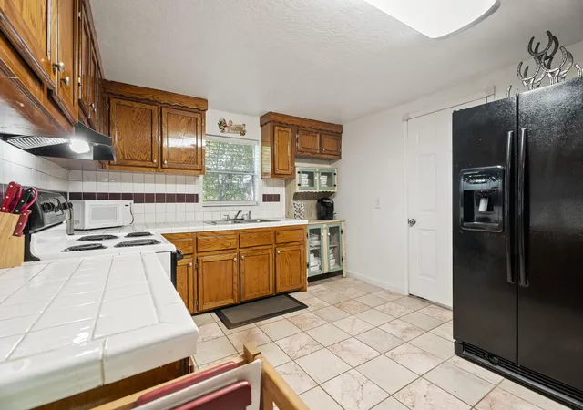 5th image of 4514 E 24Th E St, Dickinson, TX 77539 | MLS# 59197201