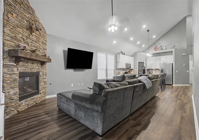 Photo 3 of Single family home for sale at 24910 Grand Sapphire Ln, Katy, TX 77493 | MLS# 73581244 | Listing updated on 2026-08-29