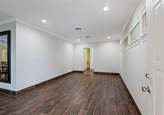 Photo 3 of Sale Pending at 1803 Edgehill Rd, Pasadena, TX 77502 | MLS# 50516382 | Listing updated on 2026-09-13