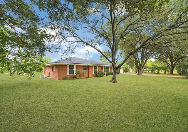 3rd image of 301 Hill St #305, Prairie View, TX 77445 | MLS# 63782585