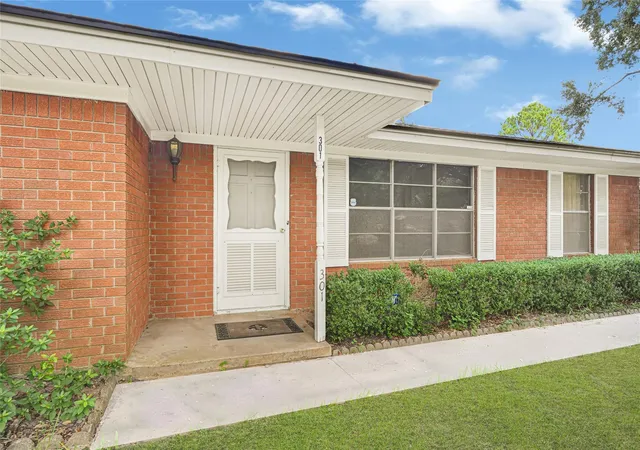 4th image of 301 Hill St #305, Prairie View, TX 77445 | MLS# 63782585