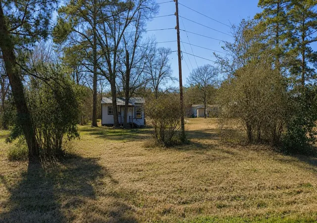Photo 4 of Single family home for sale at 5120 Fm 1374 Rd, Huntsville, TX 77340 | MLS# 31937675 | Listing updated on 2026-08-14