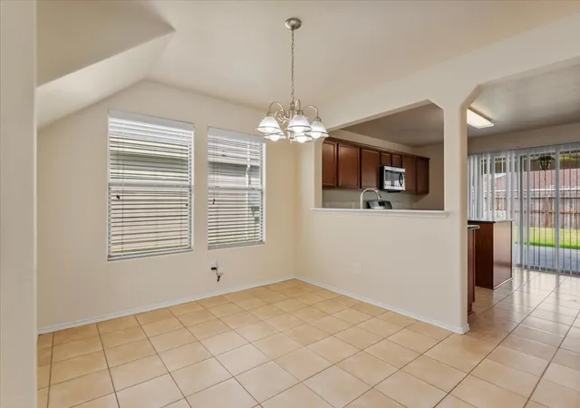 Photo 3 of Sale Pending at 8723 Summerset Meadow Ct, Houston, TX 77075 | MLS# 37528074 | Listing updated on 2026-09-09