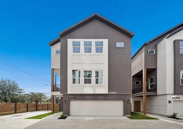 3rd image of 2221 Marnel Rd #C, Houston, TX 77055 | MLS# 46899889
