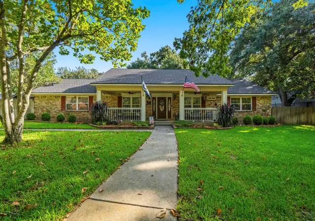 1st image of 116 Springs Edge Dr, Montgomery, TX 77356 | MLS# 93625873