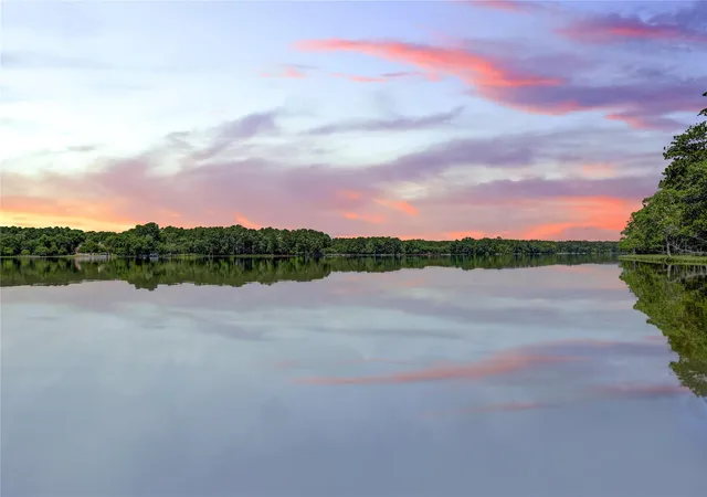 4th image of 19311 Country Lake Dr, Magnolia, TX 77355 | MLS# 89492098