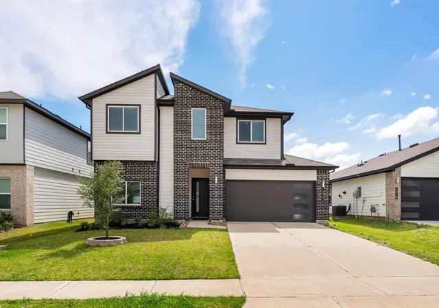 Photo 1 of Single family home for sale at 14215 Black Cyn Ln, Conroe, TX 77384 | MLS# 37253753 | Listing updated on 2026-08-23