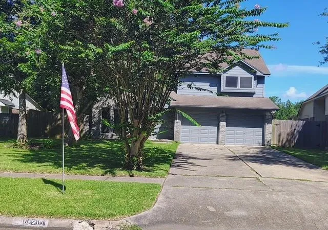 Photo 2 of Single family home for sale at 14244 Oak Chase Dr, Houston, TX 77062 | MLS# 9446058 | Listing updated on 2026-08-15
