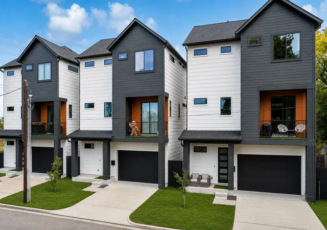 3rd image of 3514 Arlington St, Houston, TX 77018 | MLS# 90338776