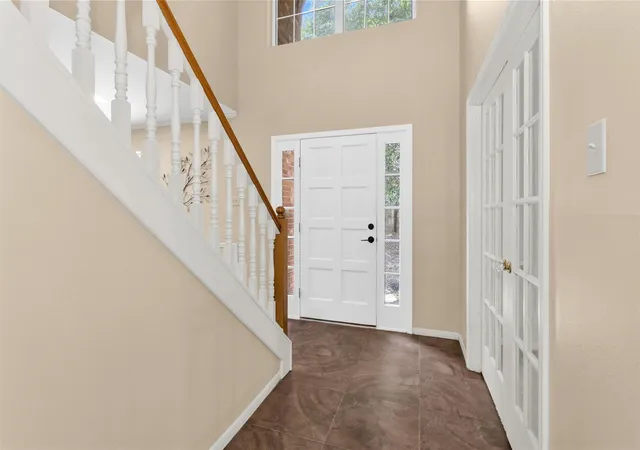 5th image of 1915 E Lake Dr, Huntsville, TX 77340 | MLS# 69697735