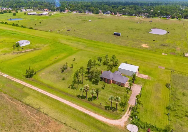 1st image of 200 Eagle Rd, Brazoria, TX 77422 | MLS# 52705982