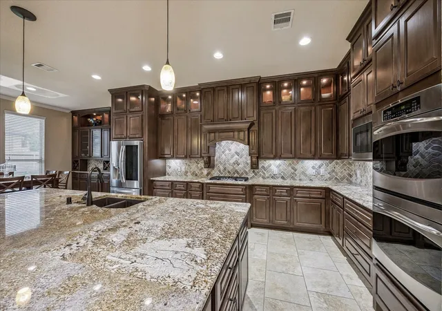 Photo 1 of Single family home for sale at 9924 Easton Sky Ln, Cypress, TX 77433 | MLS# 8667535 | Listing updated on 2026-09-01