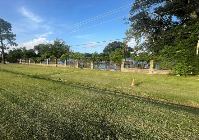 Photo 1 of Land for sale at 2005 S Hwy 288b, Angleton, TX 77515 | MLS# 11064637 | Listing updated on 2026-08-28