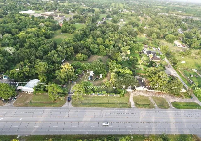Photo 2 of Land for sale at 2005 S Hwy 288b, Angleton, TX 77515 | MLS# 11064637 | Listing updated on 2026-08-28