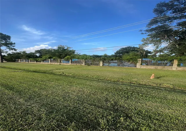 Photo 3 of Land for sale at 2005 S Hwy 288b, Angleton, TX 77515 | MLS# 11064637 | Listing updated on 2026-08-28