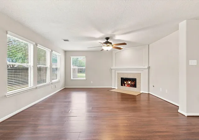3rd image of 32302 Golden Oak Park Ln, Conroe, TX 77385 | MLS# 88237376