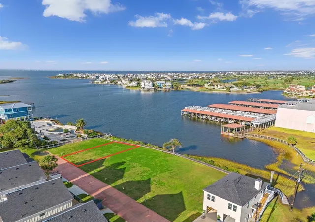 Photo 2 of Land for sale at 3607 Niko Ct, Galveston, TX 77554 | MLS# 74610334 | Listing updated on 2026-08-29