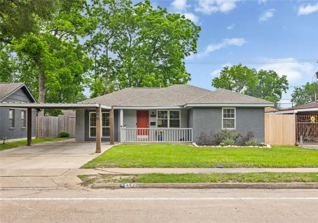 1st image of 4414 W 43rd St, Houston, TX 77092 | MLS# 9753607