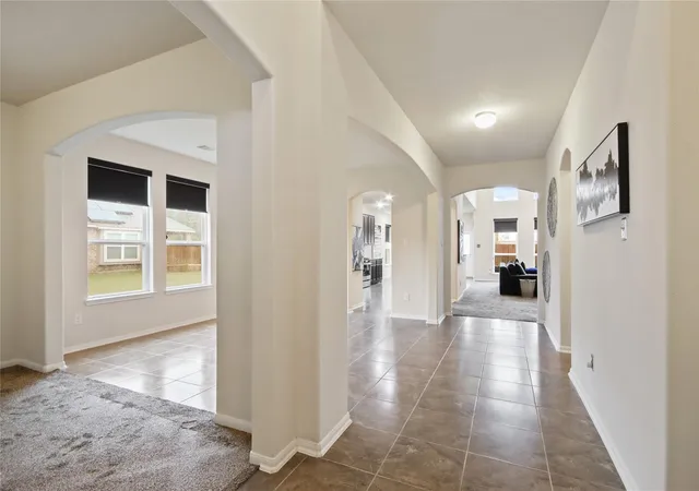 5th image of 17922 Silver Bend Dr, Humble, TX 77346 | MLS# 74850041
