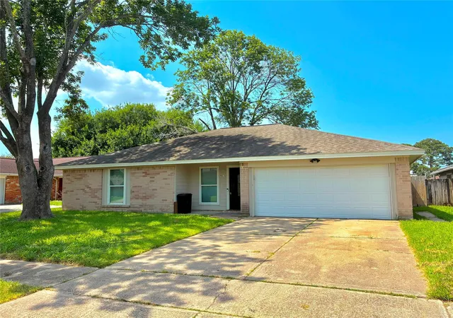 2nd image of 9815 Rocky Hollow Rd, La Porte, TX 77571 | MLS# 48997533
