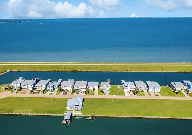 Photo 3 of Land for sale at 1213 Highborne Cay Ct, Texas City, TX 77590 | MLS# 74271299 | Listing updated on 2026-08-13