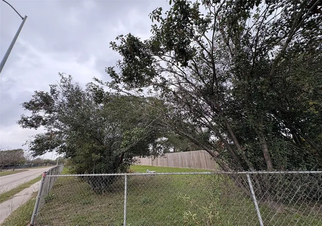 12th image of Tbd Hanfro Ln, Houston, TX 77088 | MLS# 59918214