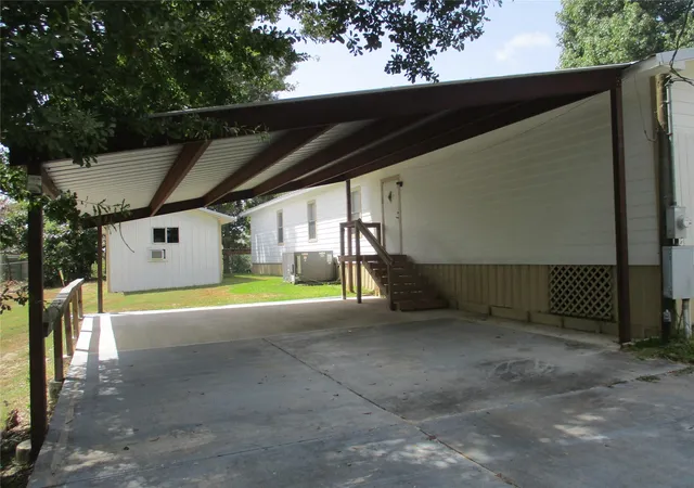 3rd image of 356 White Oak Cvs, Onalaska, TX 77360 | MLS# 79319791