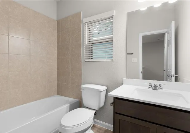 Photo 4 of Single family home for sale at 9026 Madera Rd #A, Houston, TX 77078 | MLS# 22114169 | Listing updated on 2026-09-18