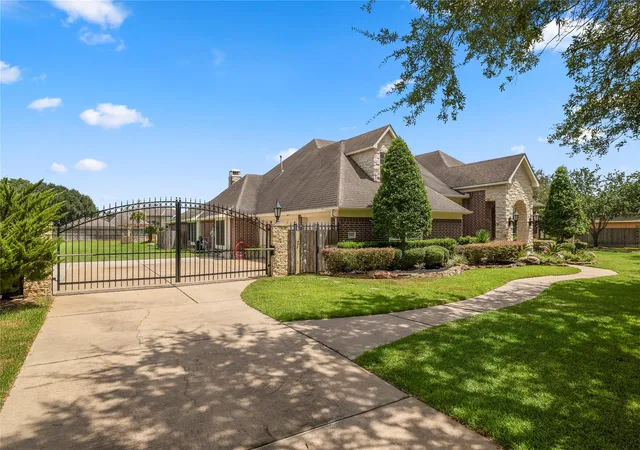 Photo 3 of Sale Pending at 17618 Lasting Rose Dr, Cypress, TX 77429 | MLS# 83561379 | Listing updated on 2026-08-28