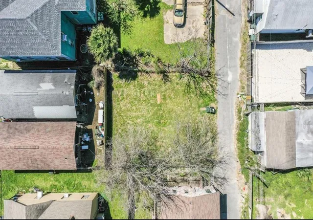 Photo 2 of Land for sale at 2718 Ave L, Galveston, TX 77550 | MLS# 72340919 | Listing updated on 2026-08-12