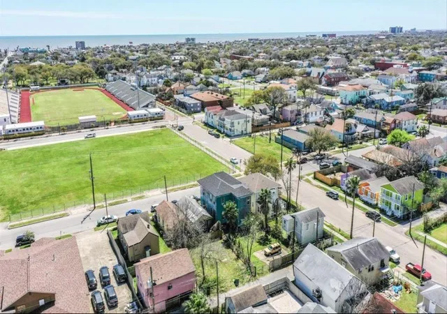 Photo 3 of Land for sale at 2718 Ave L, Galveston, TX 77550 | MLS# 72340919 | Listing updated on 2026-08-12