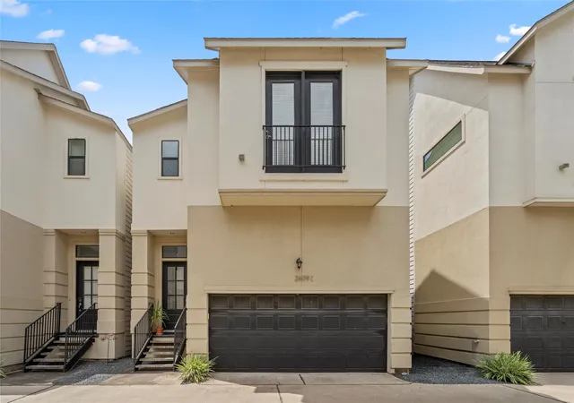 1st image of 2609 Riverside Dr #E, Houston, TX 77004 | MLS# 40201162