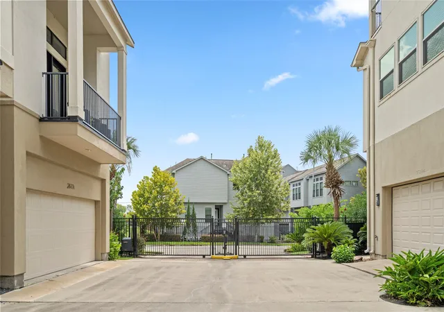 25th image of 2609 Riverside Dr #E, Houston, TX 77004 | MLS# 40201162