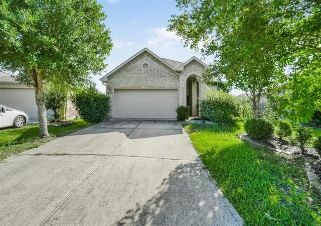 Photo 1 of Sale Pending at 2217 Pine Crk Ct, Conroe, TX 77301 | MLS# 27714286 | Listing updated on 2026-08-22