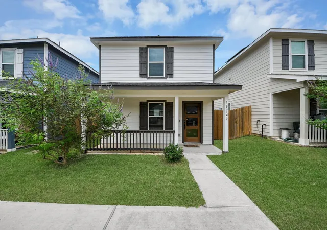 1st image of 16923 Marie Village Dr, Conroe, TX 77306 | MLS# 76609729