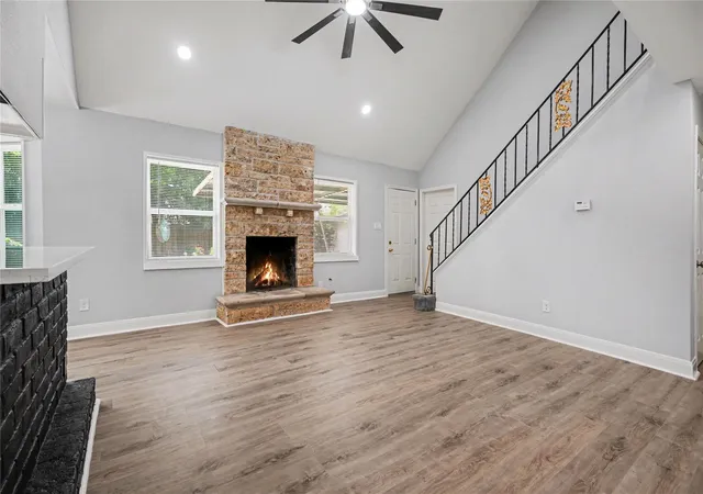 4th image of 10802 Sagetrail Dr, Houston, TX 77089 | MLS# 5788815