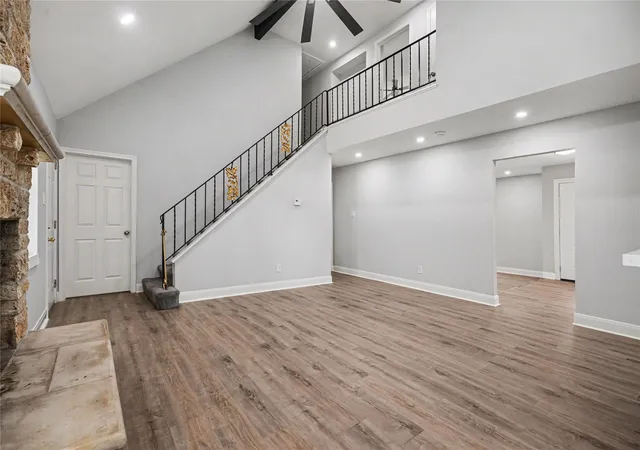 5th image of 10802 Sagetrail Dr, Houston, TX 77089 | MLS# 5788815