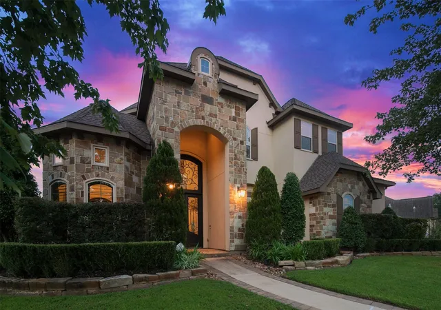 5th image of 10506 Pebblecreek Xing, Katy, TX 77494 | MLS# 79952802