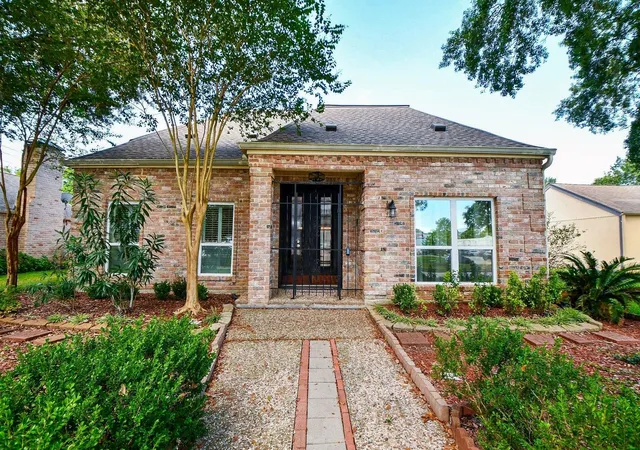 2nd image of 814 S Fry Rd, Katy, TX 77450 | MLS# 10592598